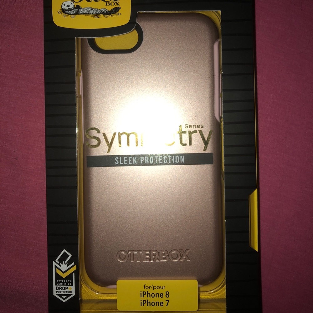 BRAND NEW otterbox iphone 7/8 case